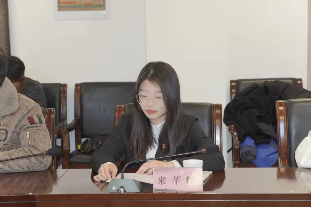 29dafdf6b272eca1.jpg 29dafdf6b272eca1.jpg