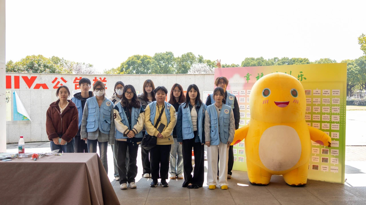 e925de48f37d0066.jpg e925de48f37d0066.jpg