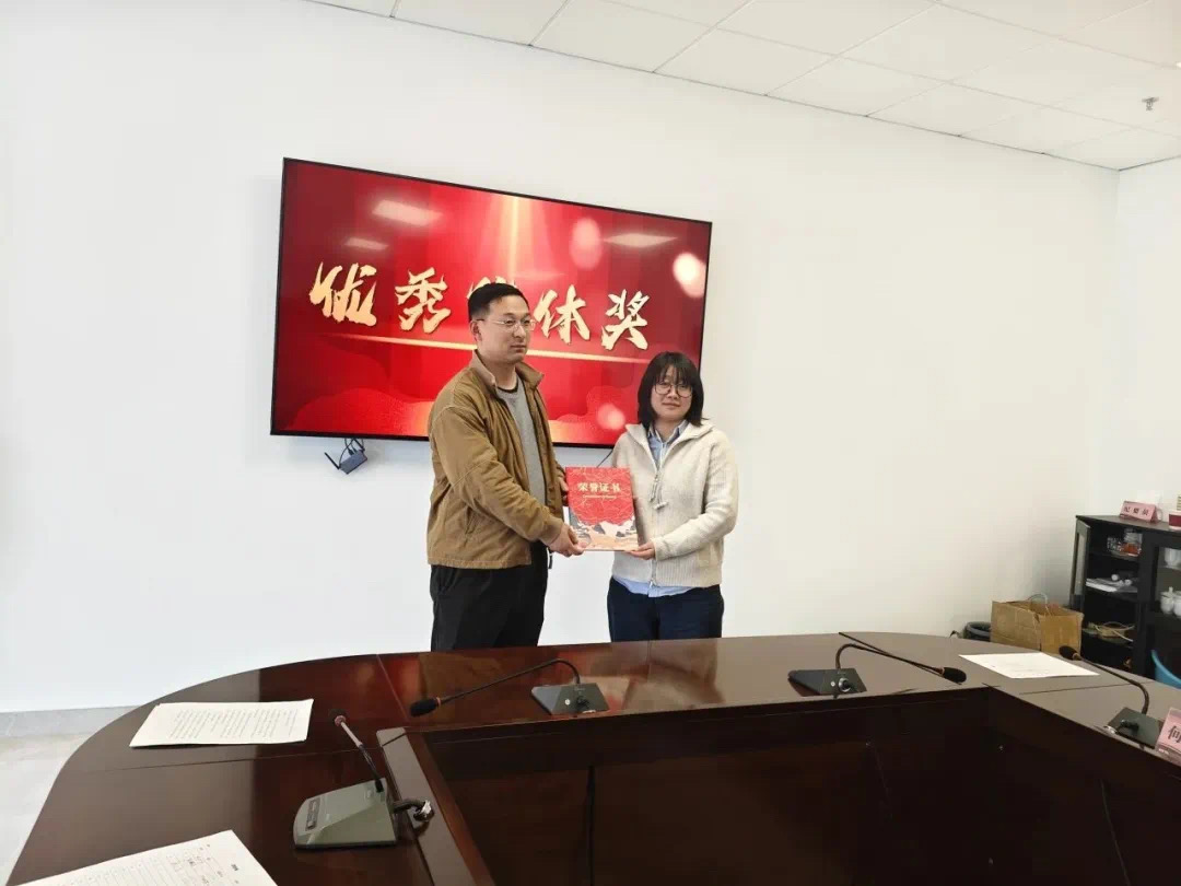 f1eded1b09aac6c1.jpg f1eded1b09aac6c1.jpg