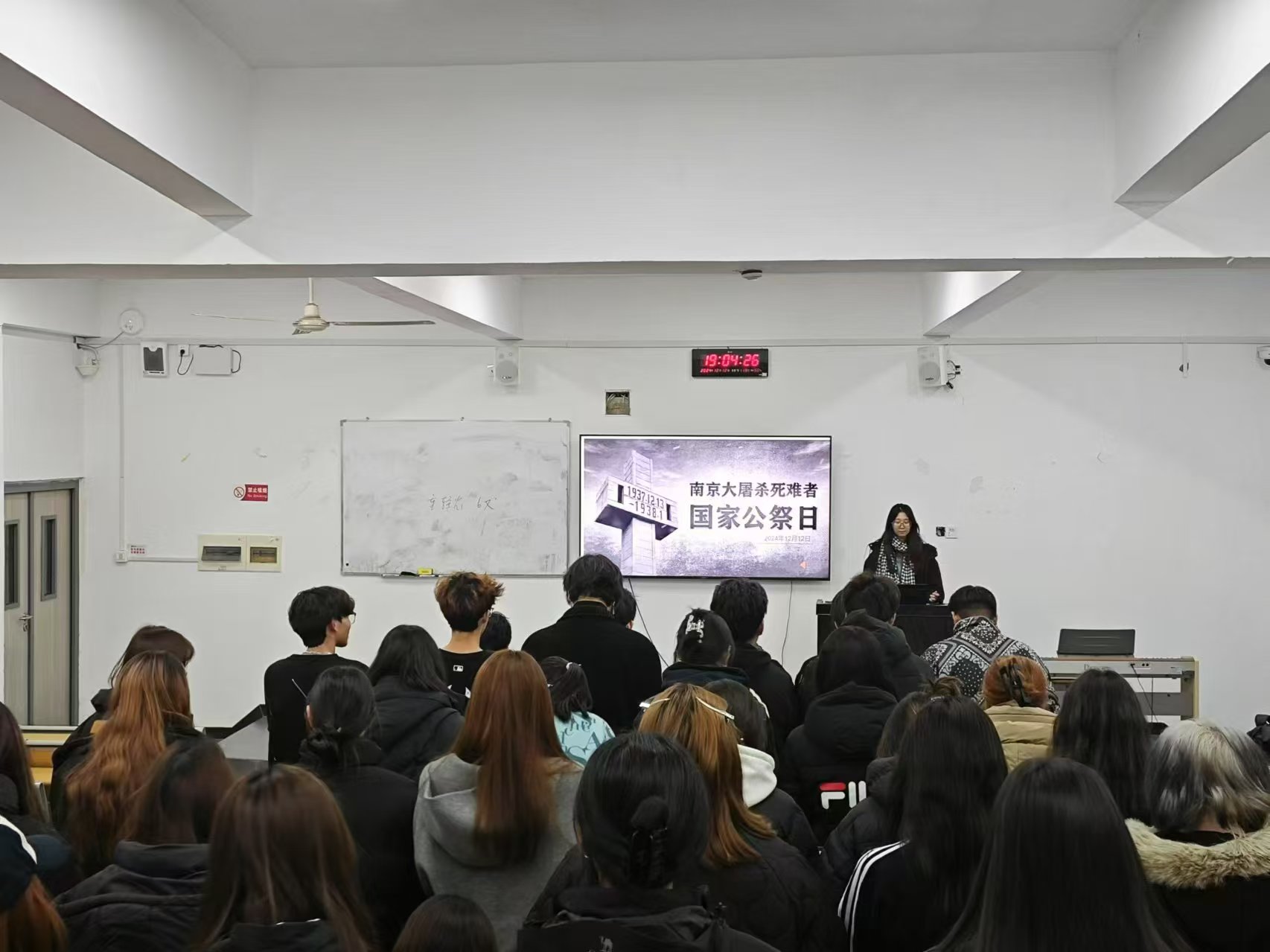 b06091fff241ff47.jpg b06091fff241ff47.jpg